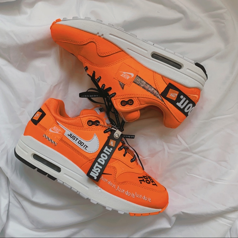 Nike Womens Air Max 1 LX ‘Just Do It’